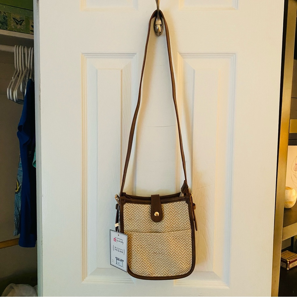 NWT Vegan Brown & Tan Straw Canvas Crossbody Summer Bag Purse